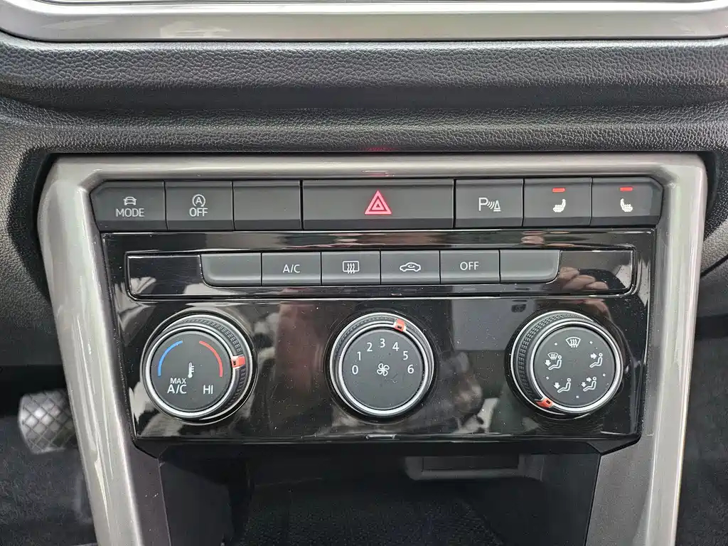 VOLKSWAGEN T ROC EXPLORING SONGS