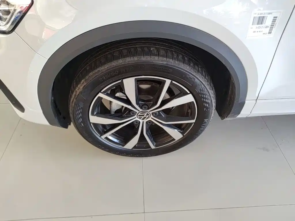 Volkswagen T-Roc — миниатюра 23