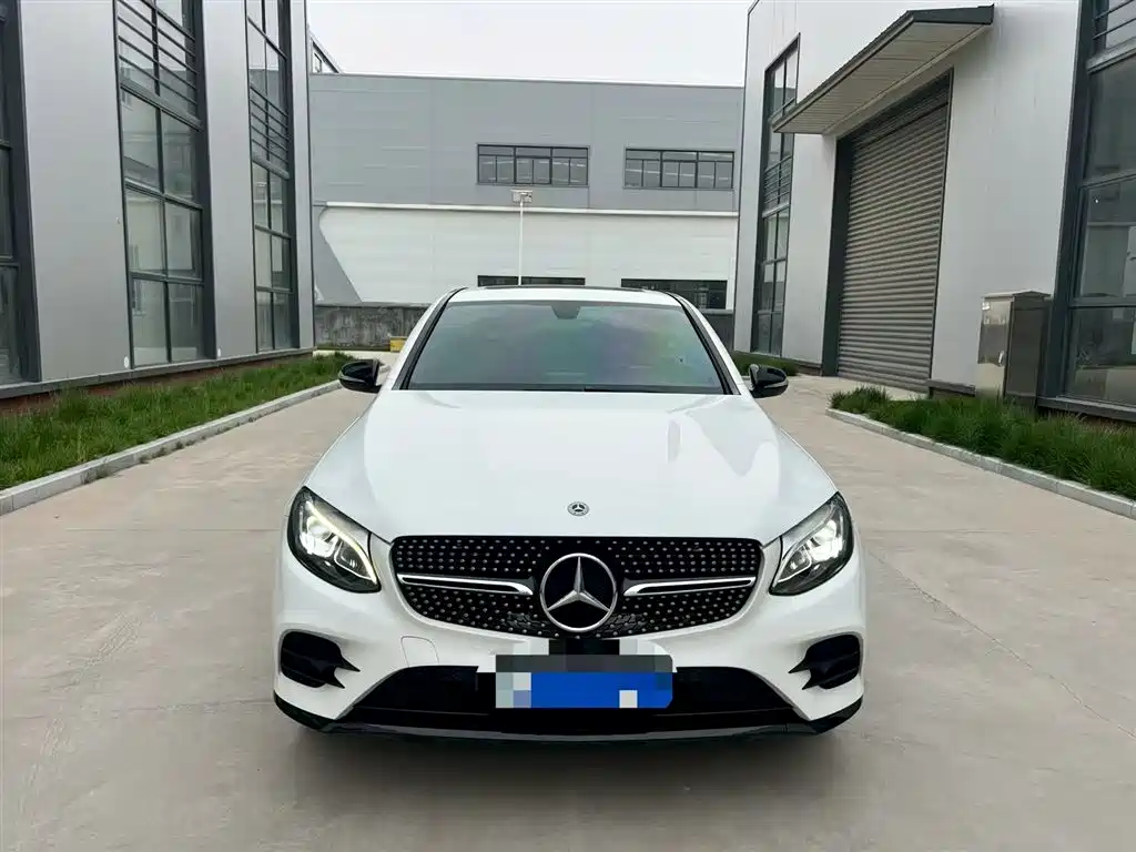 Mercedes-Benz GLC 2018 GLC 200 4MATIC SUV