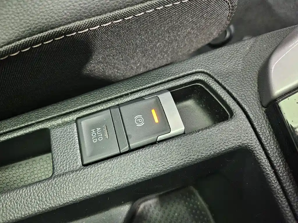 VOLKSWAGEN T ROC EXPLORING SONGS