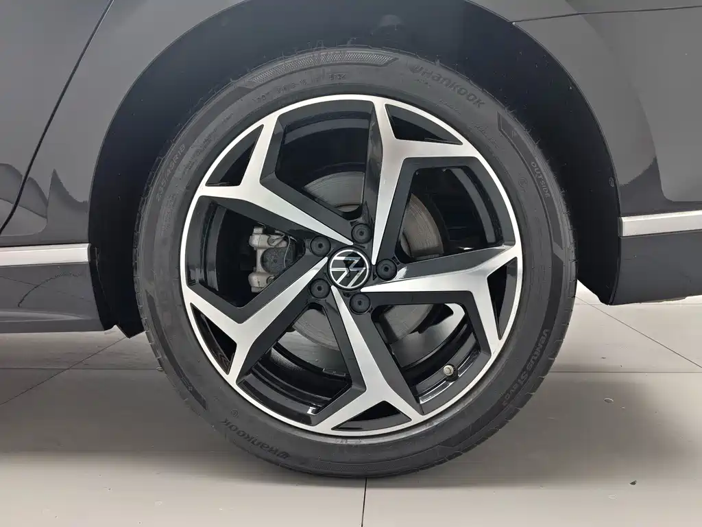 Volkswagen Magotan — миниатюра 18