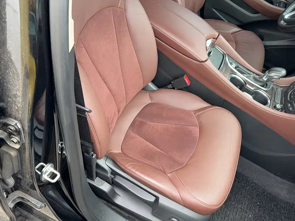 Buick Envision Plus — миниатюра 3