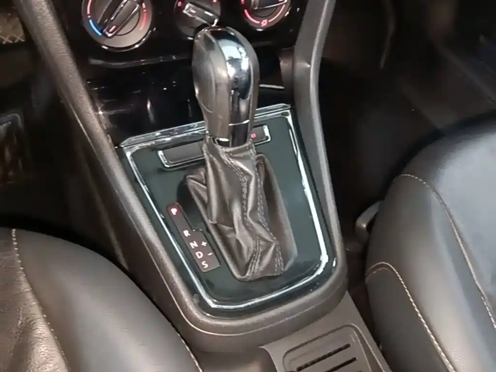 Volkswagen Bora — миниатюра 14