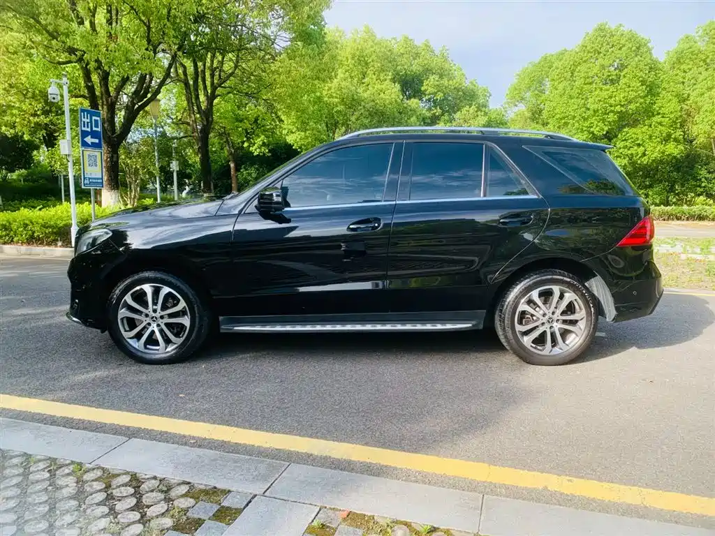 Mercedes-Benz GLE 2018 GLE 320 4MATIC