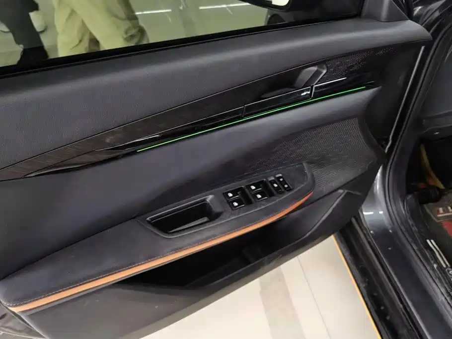Changan UNI-V — миниатюра 7