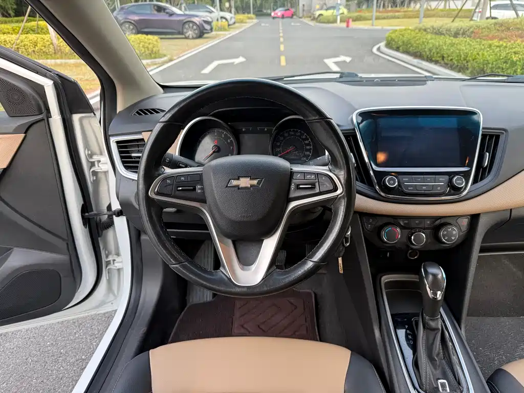 Chevrolet Monza — миниатюра 11