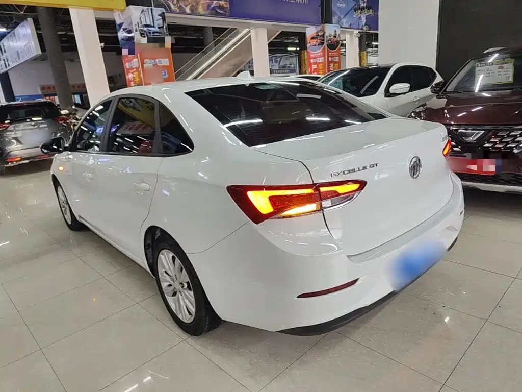 Buick Excelle — миниатюра 5