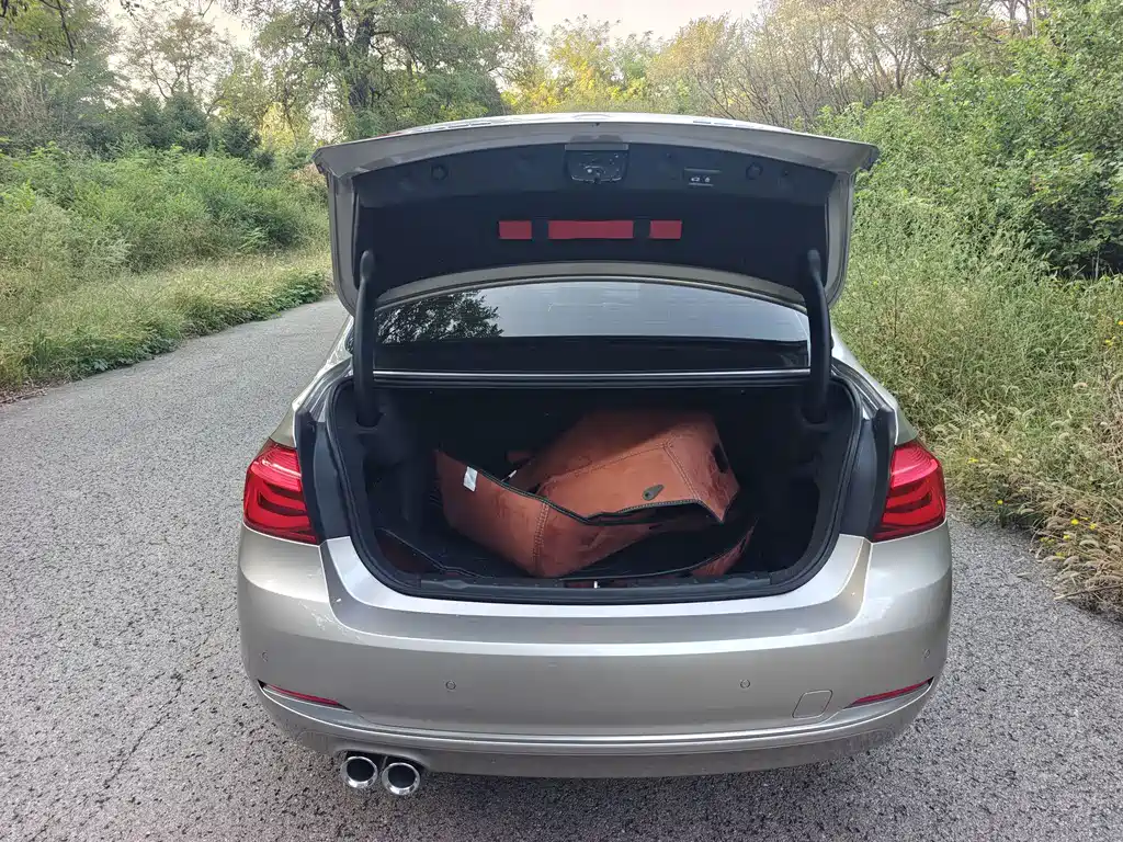 BMW 3 Series — миниатюра 20