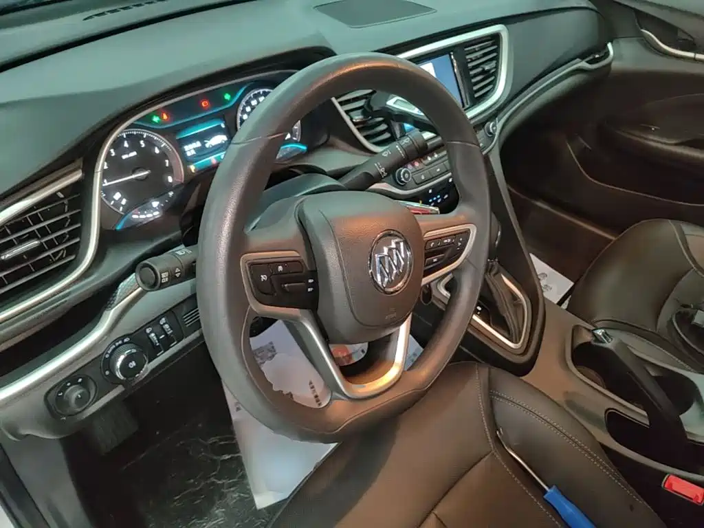 Buick Excelle — миниатюра 11