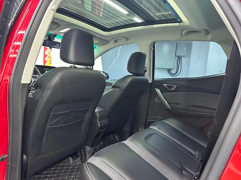 BAIC EX3 — миниатюра 20