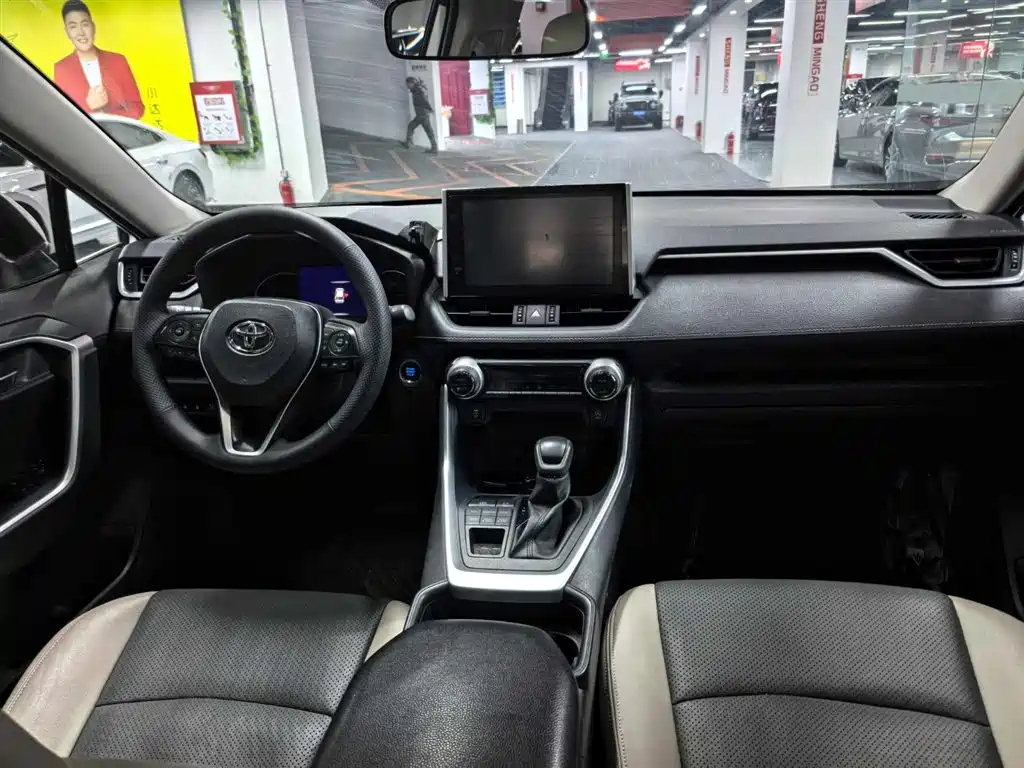 TOYOTA RAV4 RONGFANG