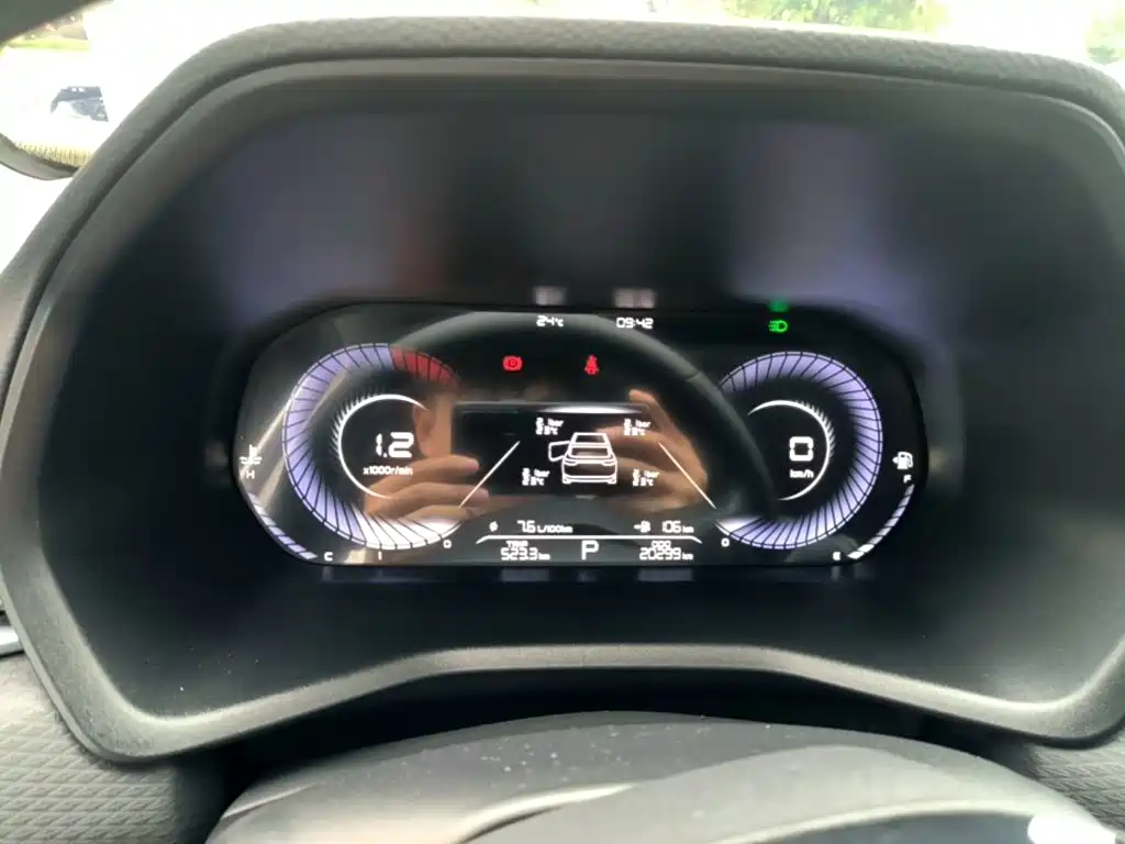 Geely Emgrand — миниатюра 12