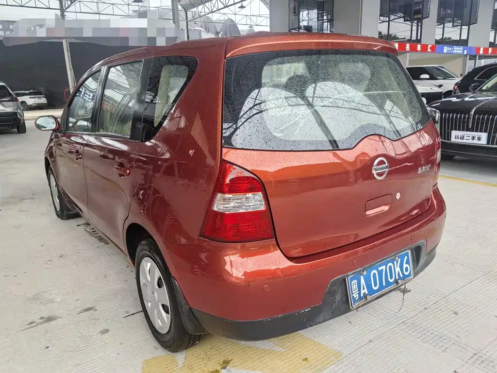 Nissan Livina — миниатюра 8