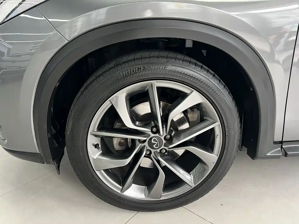 Infiniti QX50 — миниатюра 3