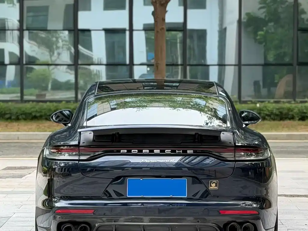 Porsche Panamera — миниатюра 8