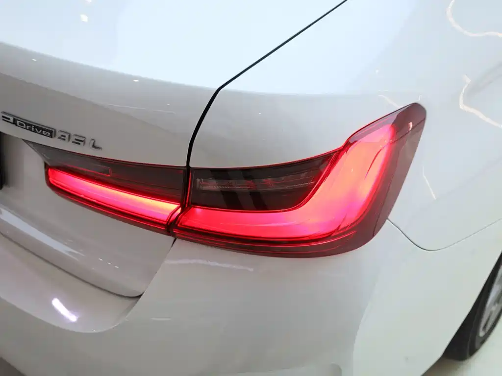 BMW i3 — миниатюра 8