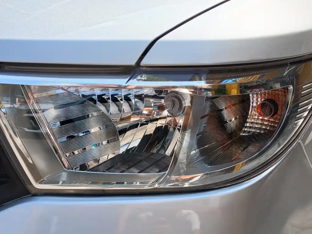 Wuling Hongguang V — миниатюра 7