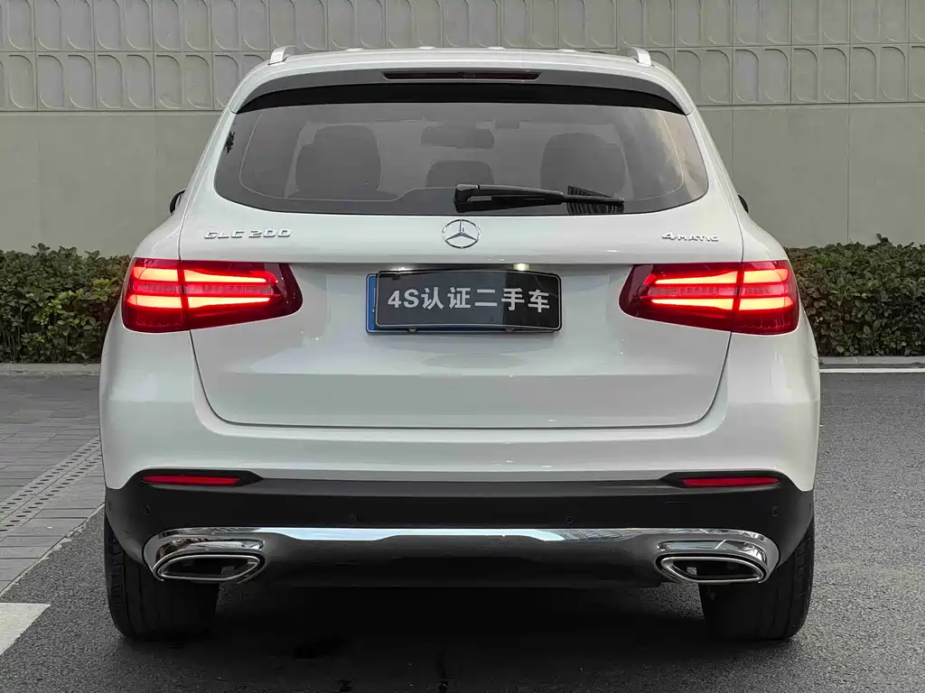 Mercedes-Benz GLC 2017 GLC 200 4MATIC