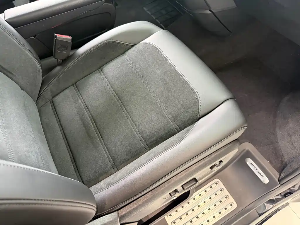 Volkswagen Multivan — миниатюра 13