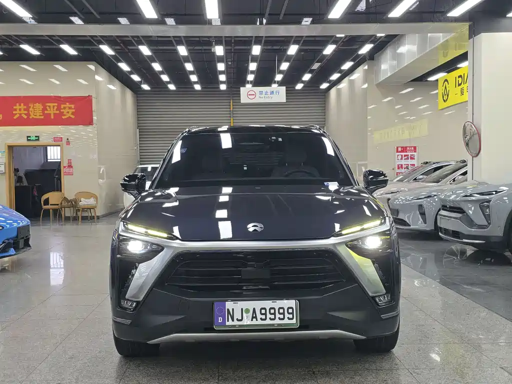 NIO ES8 — миниатюра 2