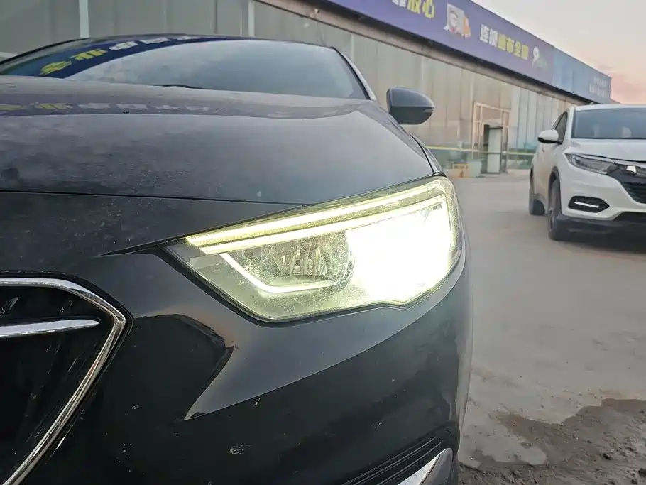 Buick Regal — миниатюра 5