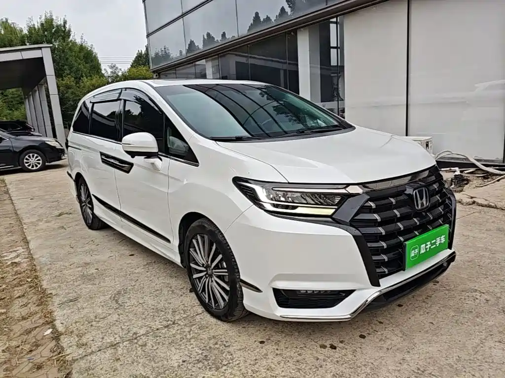Honda Elysion — миниатюра 4