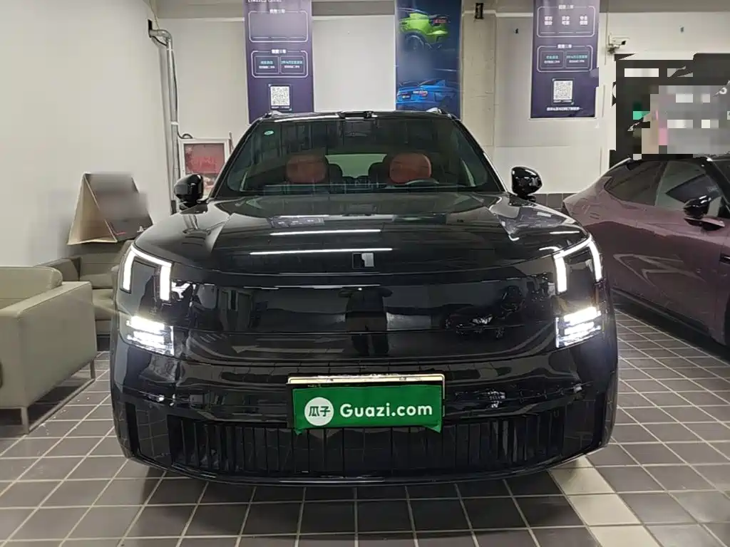 Lynk & Co 900 — миниатюра 3