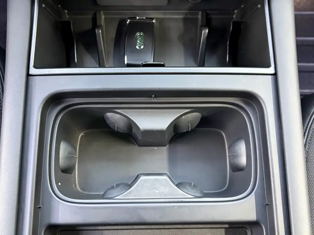 Land Rover Defender — миниатюра 14