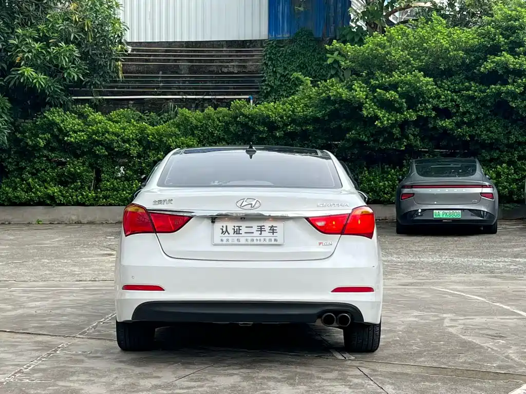 Hyundai Mistra — миниатюра 8
