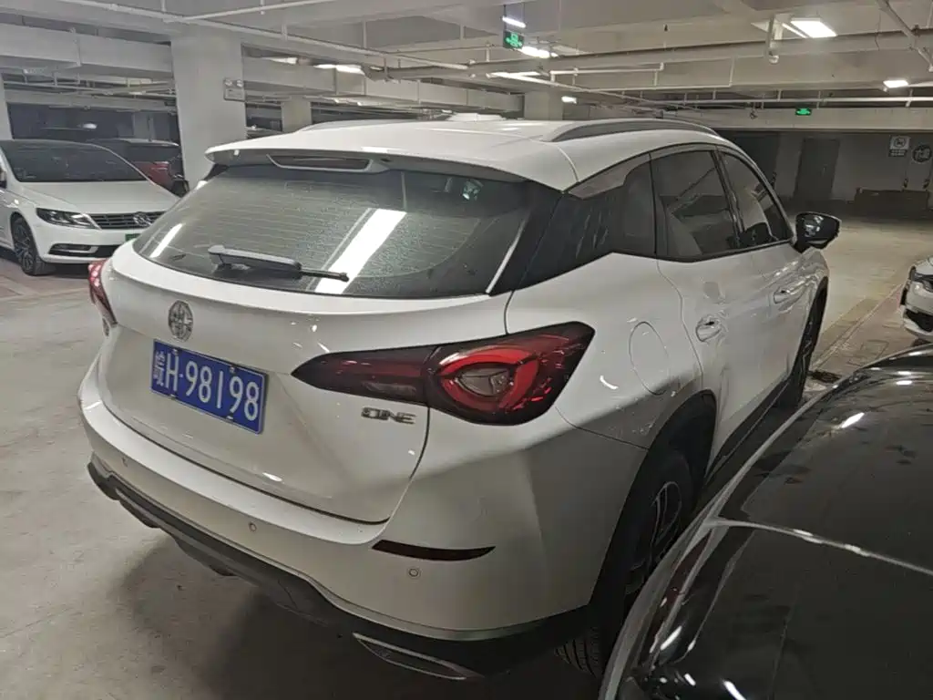 MG MG ONE — миниатюра 7