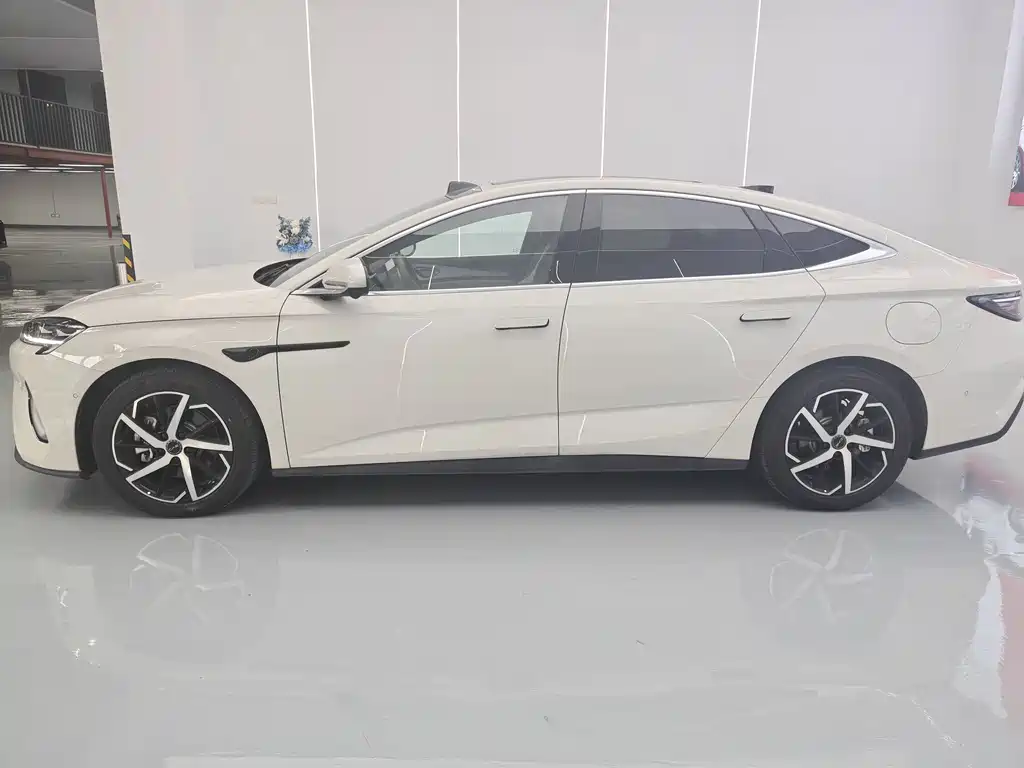 BYD Seal 07 DM-i — миниатюра 5