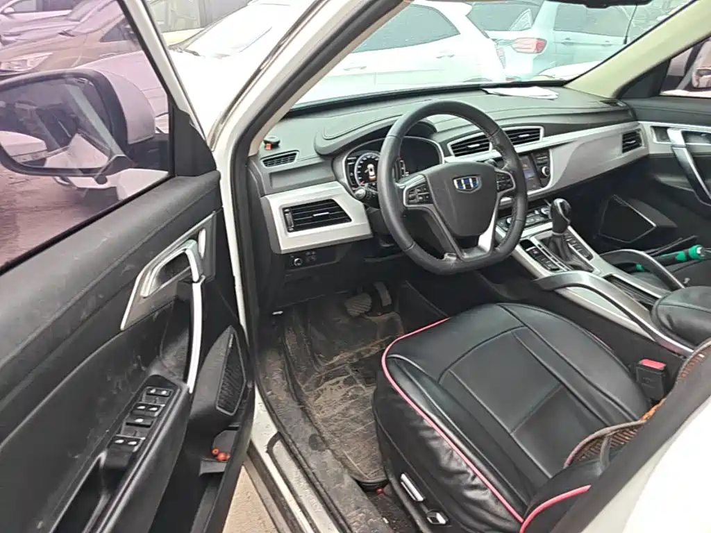 Geely Boyue — миниатюра 16