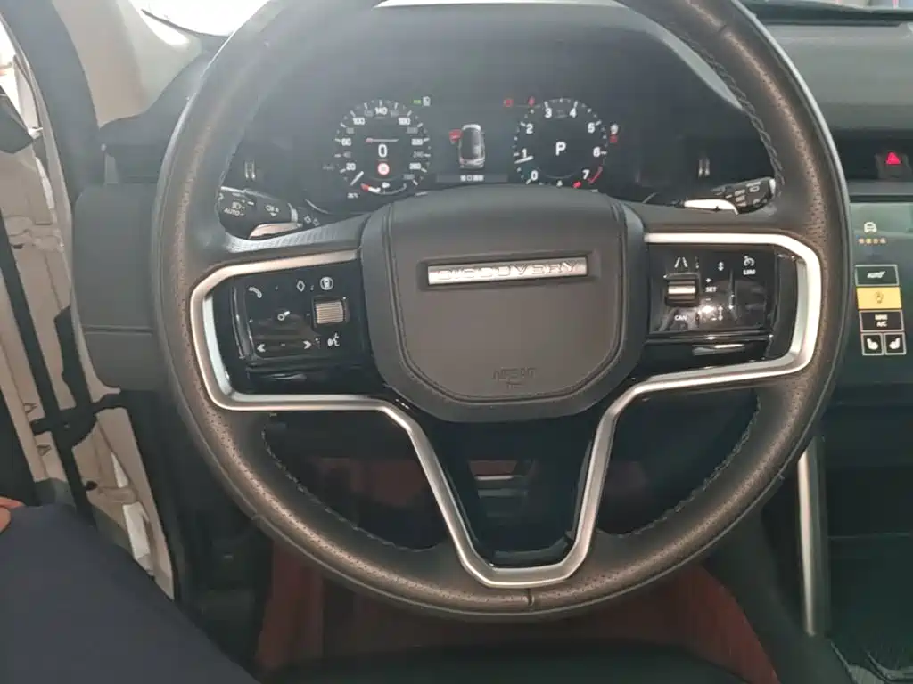 Land Rover Discovery Sport — миниатюра 11