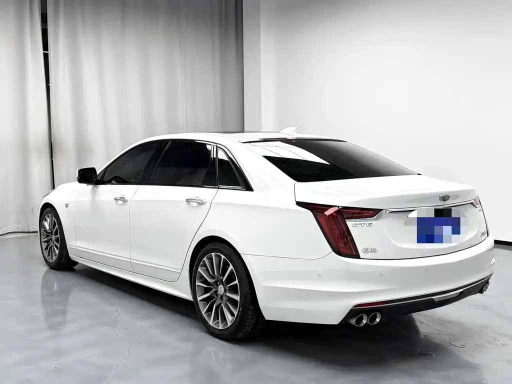 Cadillac CT6 2022 28T