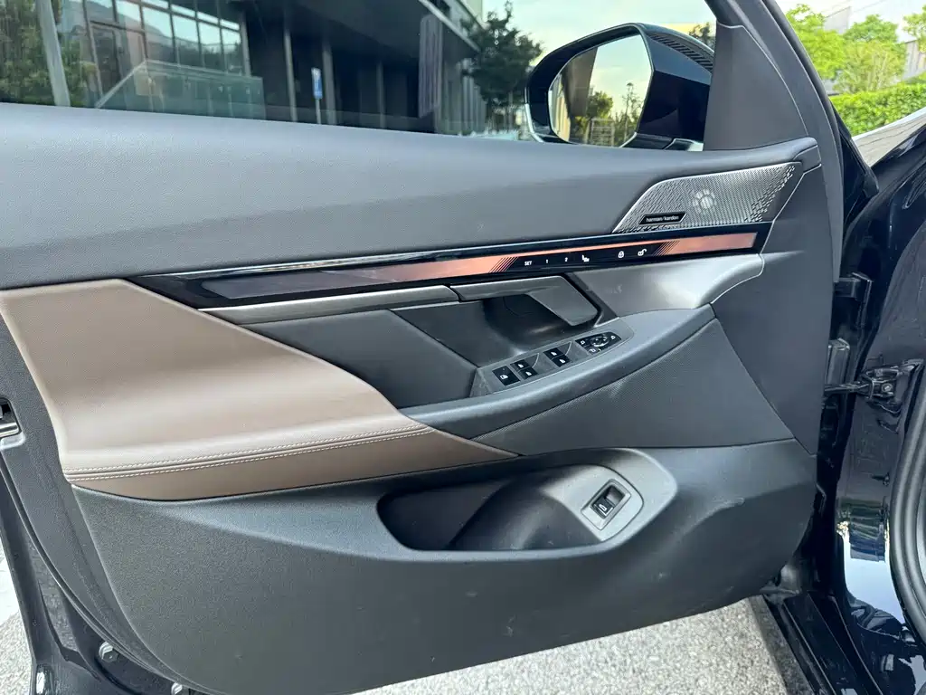 BMW 5 Series 5 2024 530Li Lead Luxury