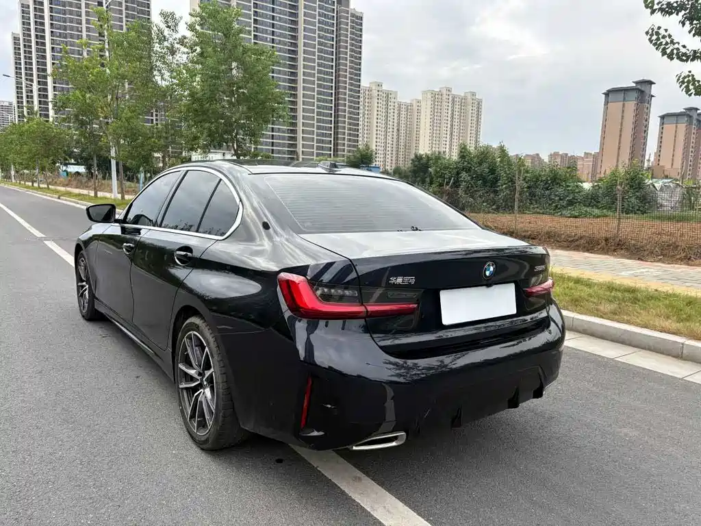 BMW 3 Series — миниатюра 7