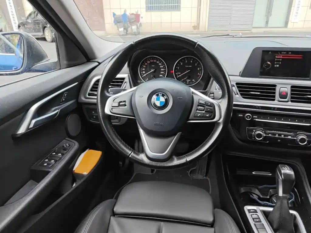 BMW 1 Series — миниатюра 11