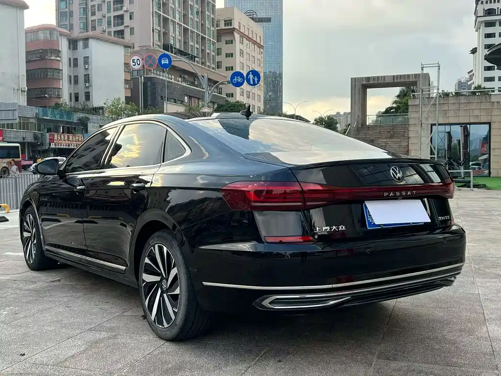 Volkswagen Passat — миниатюра 9