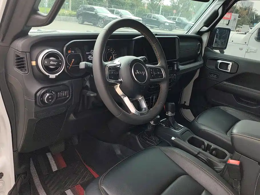 Jeep Wrangler — миниатюра 12