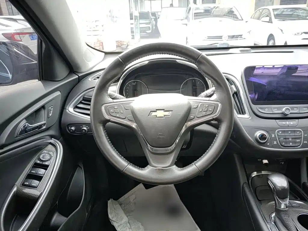 Chevrolet Malibu XL — миниатюра 11