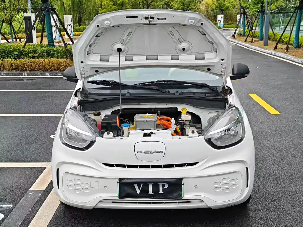 Roewe Clever — миниатюра 11
