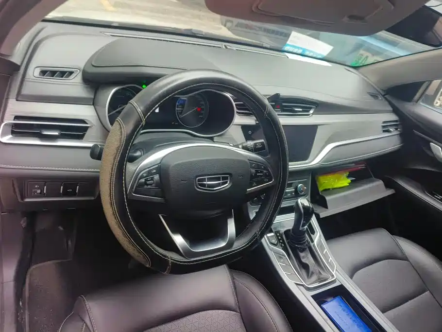 Geely Emgrand — миниатюра 12