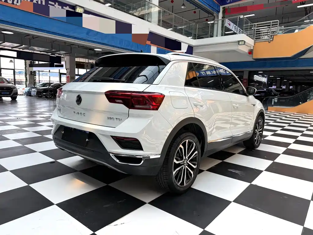 Volkswagen T-Roc — миниатюра 15