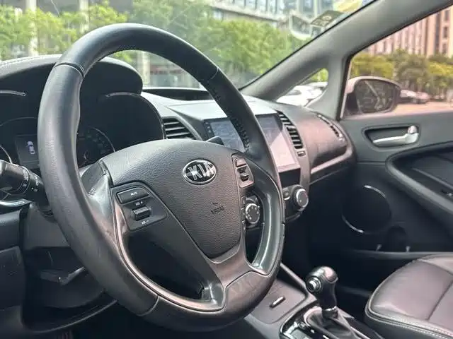 Kia K3 — миниатюра 6