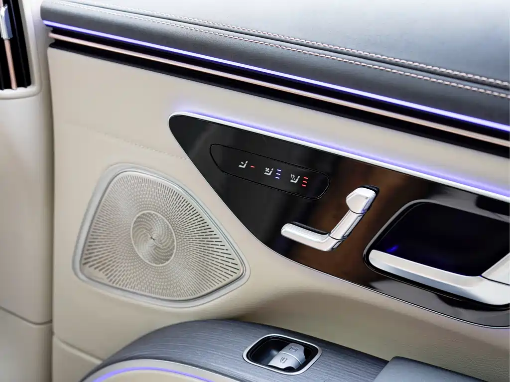 Mercedes-Benz EQS — миниатюра 18