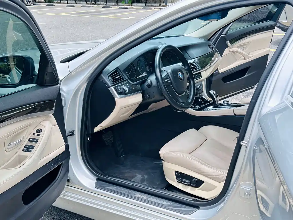 BMW 5 Series 5 2011 535Li Luxury