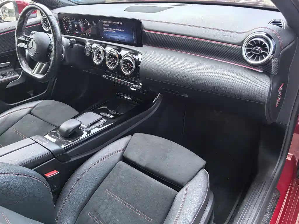 Mercedes-Benz A-Class — миниатюра 11