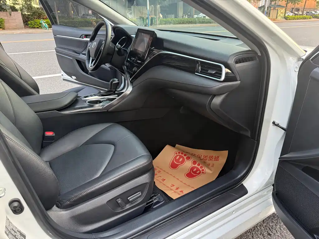 Toyota Camry 2023 2.5HGVP Lead