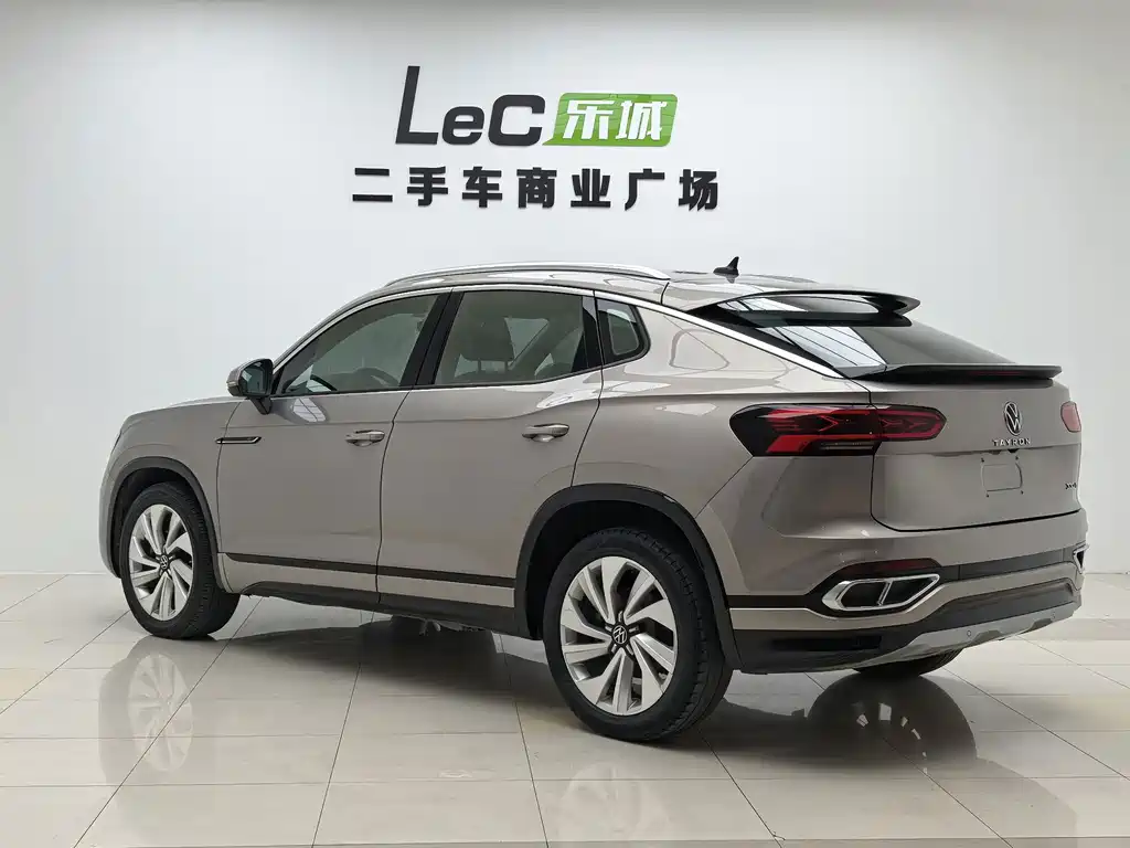 Volkswagen X — миниатюра 2