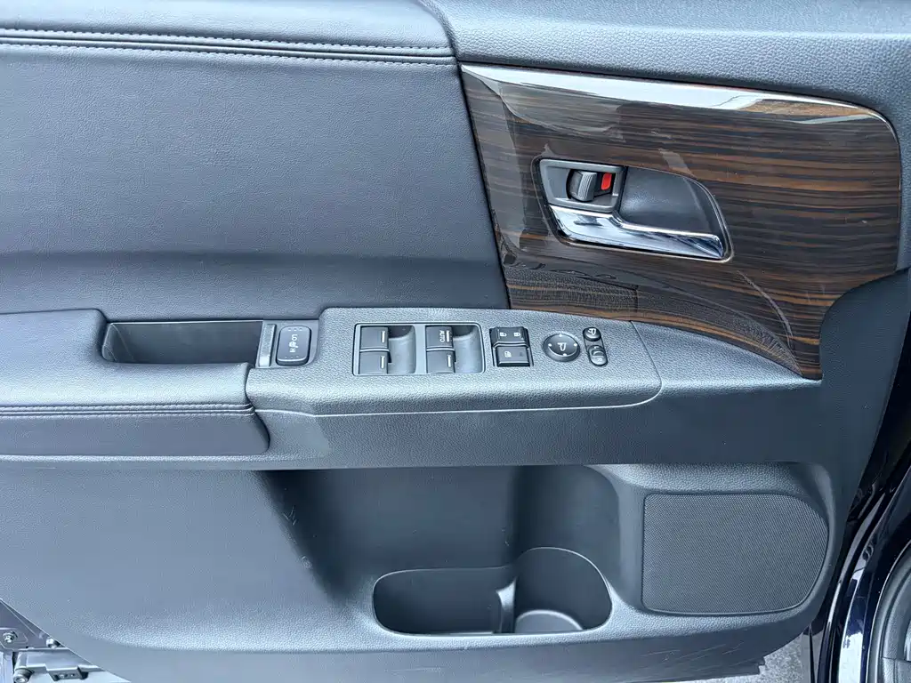 Honda Odyssey — миниатюра 7